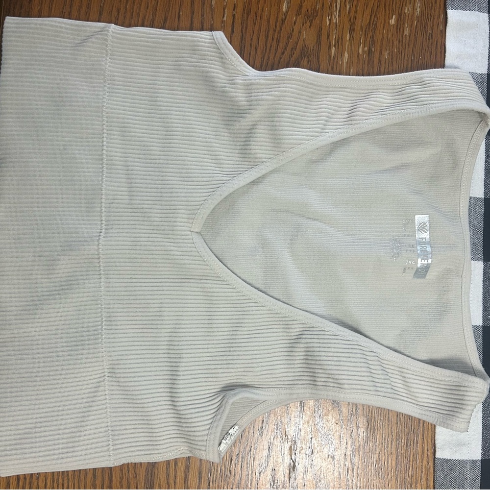 Forever 21 Ribbed V-Neck Tank Top - Beige